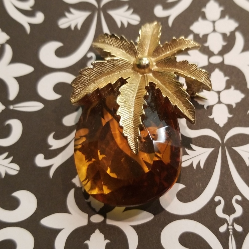 Vintage Leaf Brooch Pin with Crystal